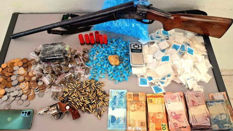 PM prende traficante com armas e munições no Henedina