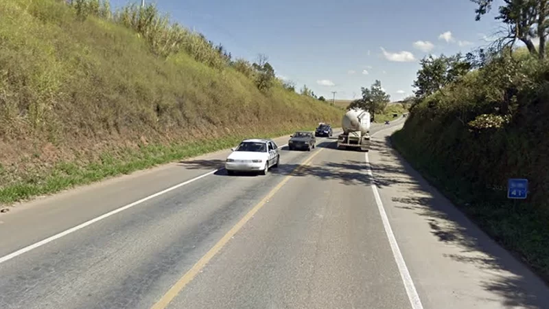 Jovem morre em acidente de moto x caminhão na Bragança/Itatiba