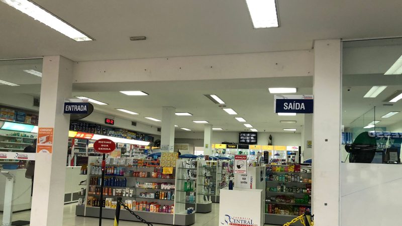 Farmácia Central abre vaga para balconista e teleatendimento