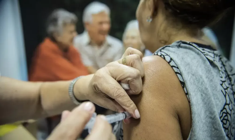 Vacinação contra a gripe começa segunda em Bragança Paulista
