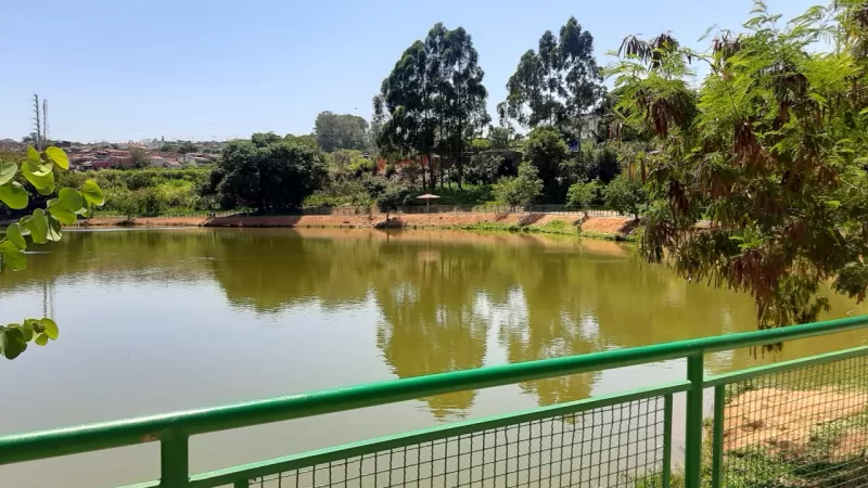 Homem morre afogado em lago de Bragança Paulista