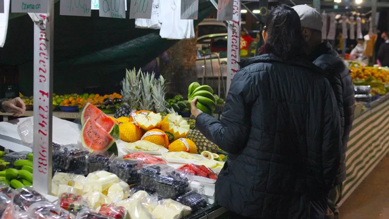 Rick Fazenda e Alemão Gaiteiro animam Feira Noturna