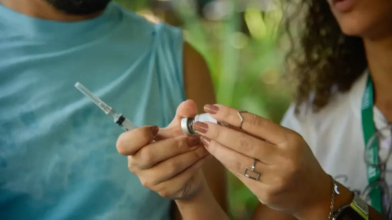 Bragança Paulista cria postos volantes de vacinação contra gripe