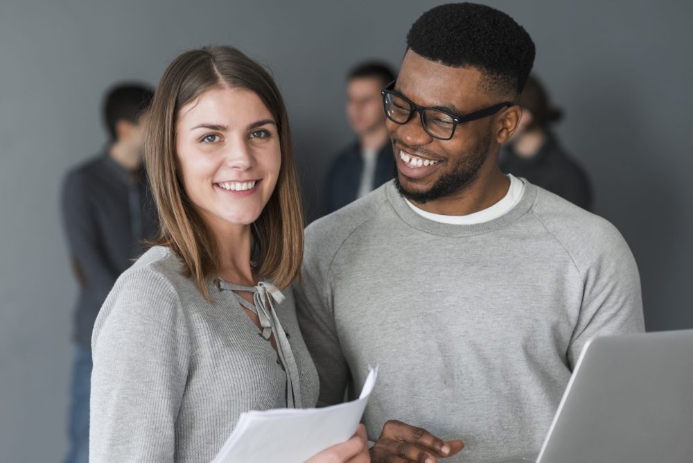 Oportunidade de estágio para jovens vendedores em Bragança