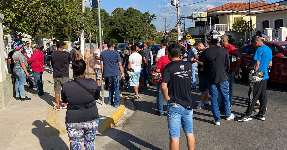 Mototaxistas protestam contra fiscalização da Prefeitura