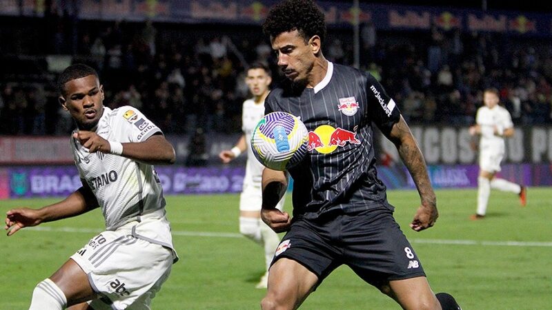 Bragantino perde de virada para o Atlético-MG em Bragança