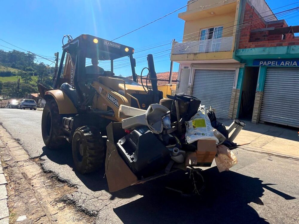 Arrastão de Limpeza visita 8 bairros de Bragança nesta segunda