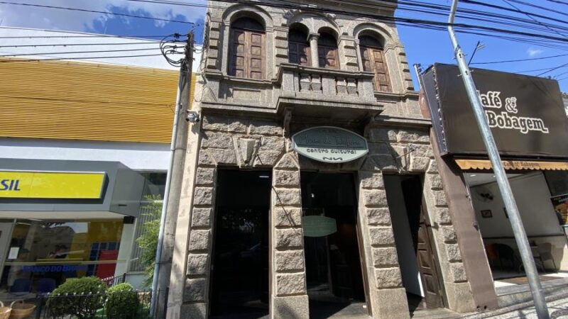 Museu do Telefone recebe mostra ‘Plantas e Aves da Mata Atlântica’