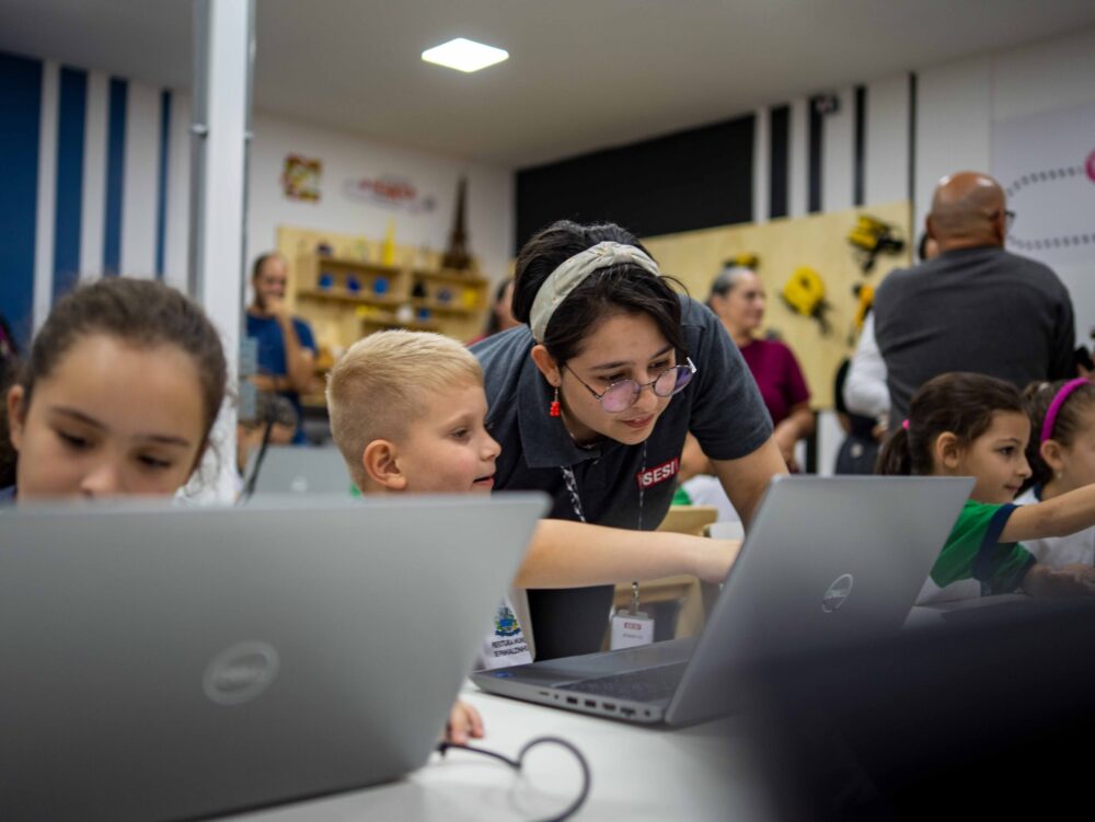 Escola de Pinhalzinho é contemplada com Espaço Maker