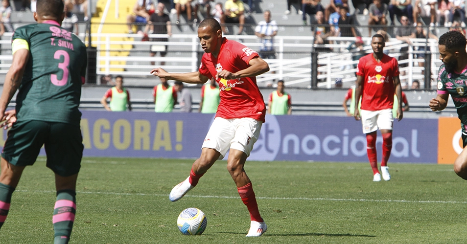 Bragantino perde para o Fluminense de 1 a 0 em casa