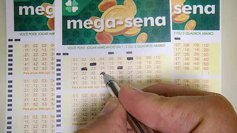 Mega-Sena acumula e sorteia R$ 33 milhões nesta sexta