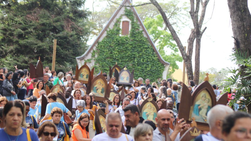 Santuário da Mãe Rainha comemora 52 anos em Atibaia