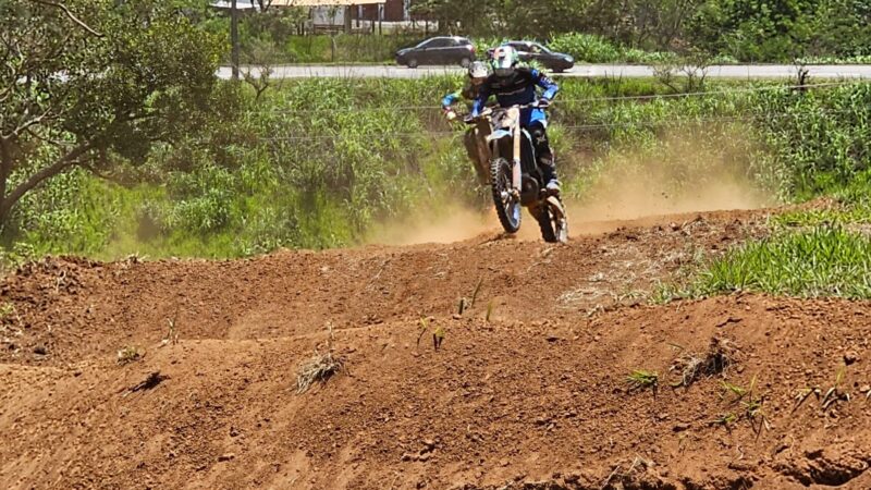 Campeonato Paulista de Motocross agita feriado em Bragança