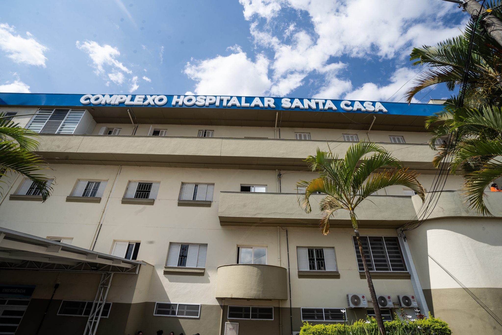 Santa Casa atualiza estado de saúde de adolescente