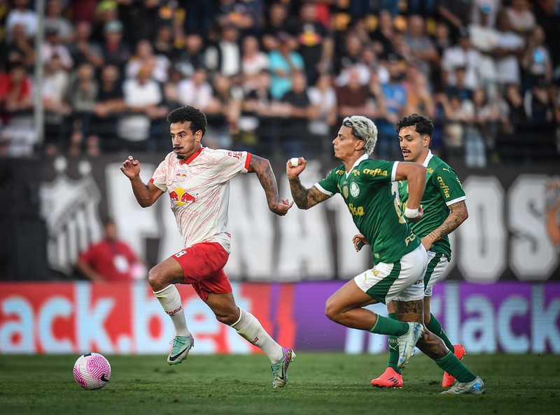 Bragantino empata contra o Palmeiras em Bragança Paulista