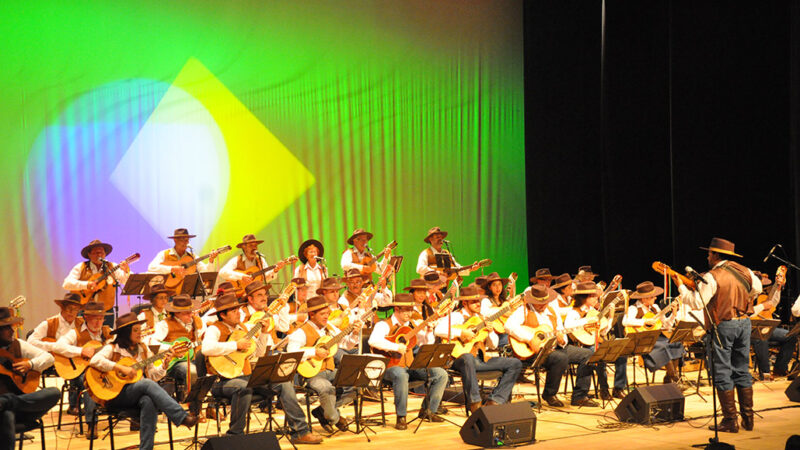 Bragança recebe show da Orquestra Paulista de Viola Caipira