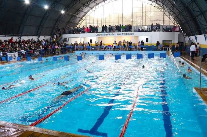 Bragança abre inscrições para aulas de natação grátis em 2025