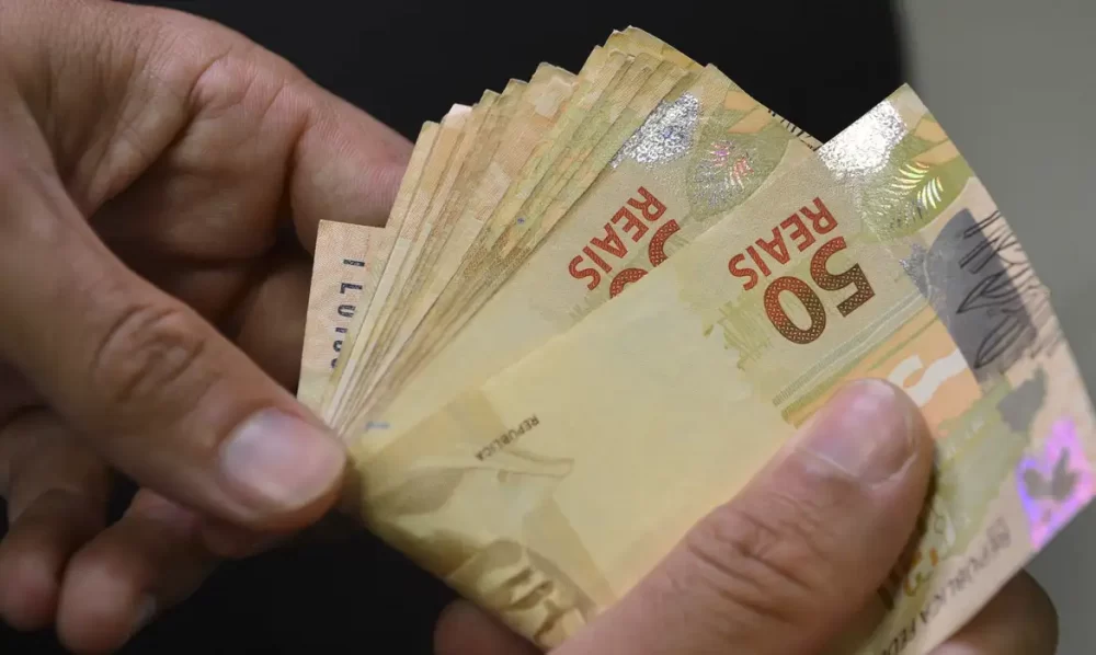 Salário Mínimo aumenta para R$ 1.518 a partir do dia 1º de janeiro