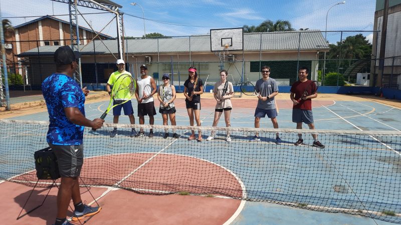 Bragança Paulista abre vagas para aulas de tênis