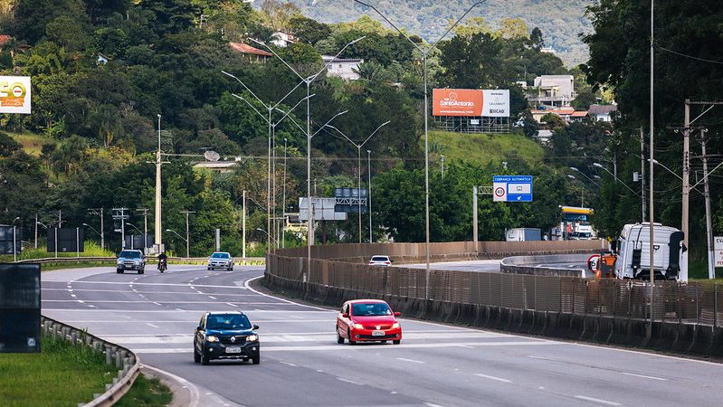 Arteris desvia trânsito da Fernão Dias, em Mairiporã, para obras