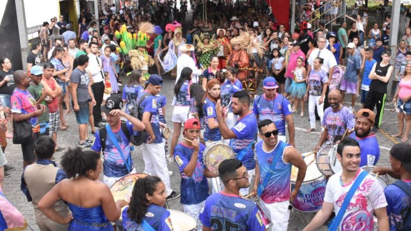Carnaval 2025: Joanópolis tem matinês, blocos e bonecões