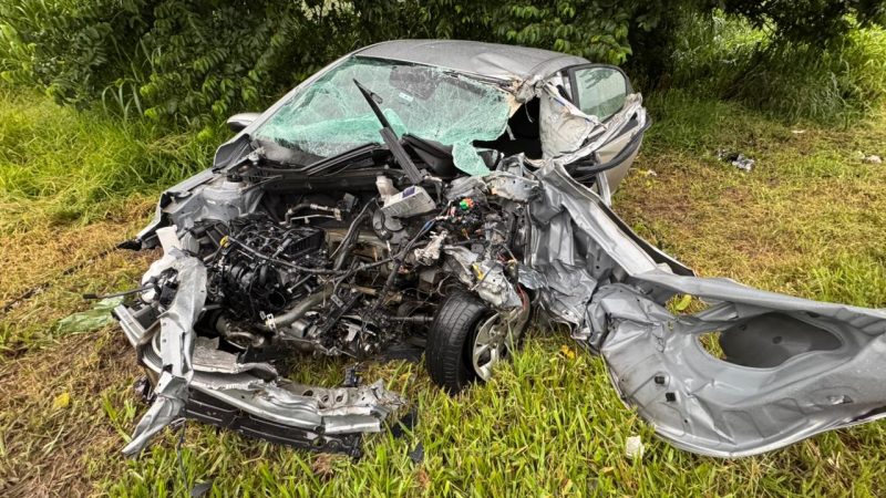 Grave acidente: carro colide com caminhão na Bragança/Itatiba
