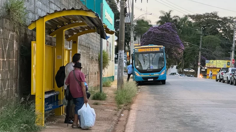 Ponto final do ônibus será transferido no Carnaval