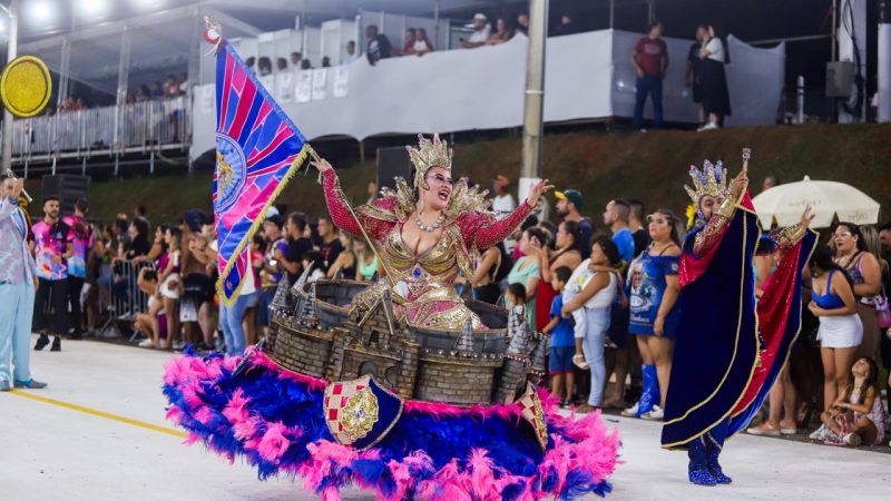 Desfiles das escolas de samba de Bragança começam hoje