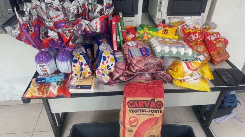 Três mulheres são presas após furto em supermercado
