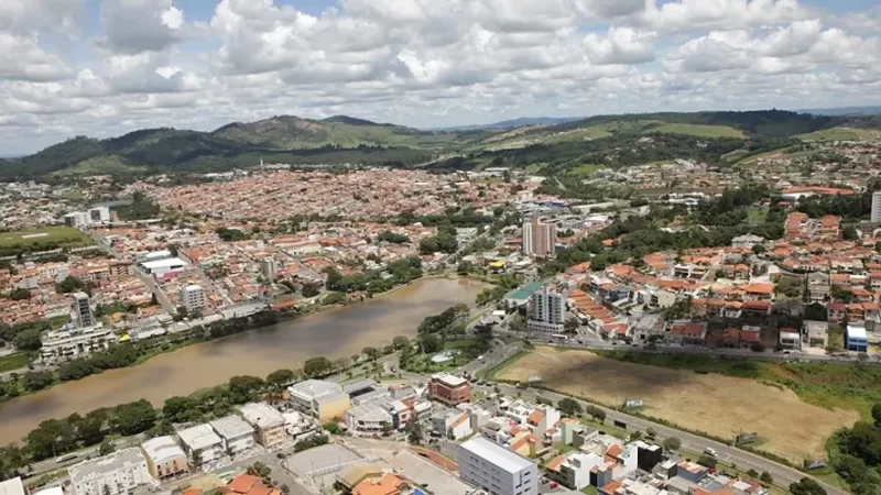 Confira o que abre e fecha no feriadão prolongado em Bragança