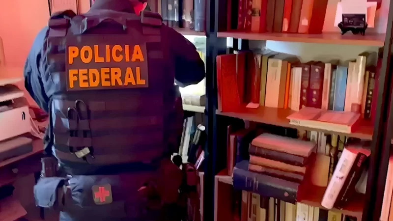 Morador de Bragança é alvo da PF após alerta da Interpol