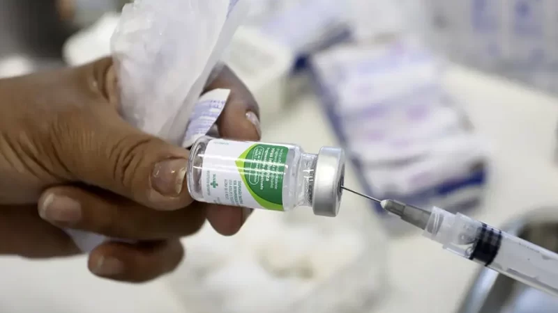 Vacinação contra a Influenza ocorre nas 29 unidades de saúde