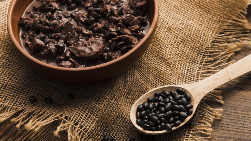 3ª Feijoada do Bem da Santa Casa acontece domingo em Bragança