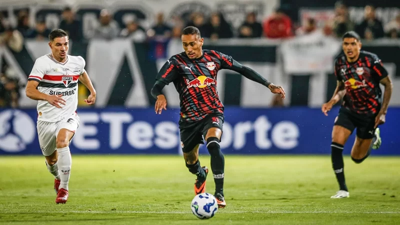 Red Bull Bragantino empata e deixa de ser líder