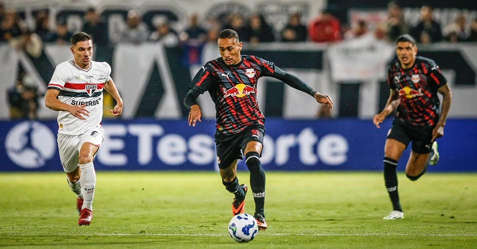 Red Bull Bragantino empata e deixa de ser líder