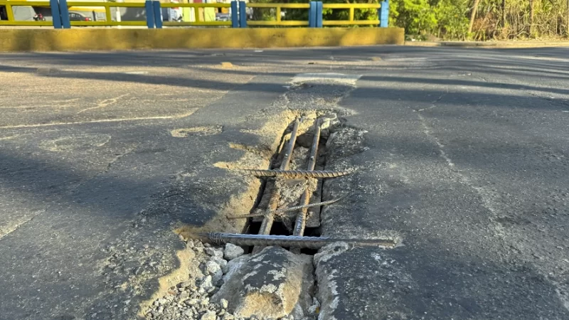 Dano em ponte da Vila Bianchi preocupa motoristas