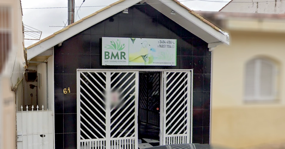 BMR contrata Auxiliar de Enfermagem e Enfermeira