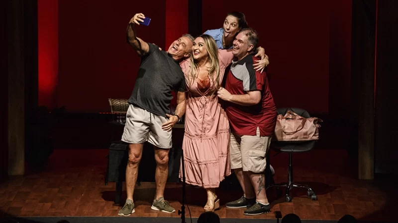 Oscar Magrini e elenco apresentam a comédia “Troca-Troca” em Bragança