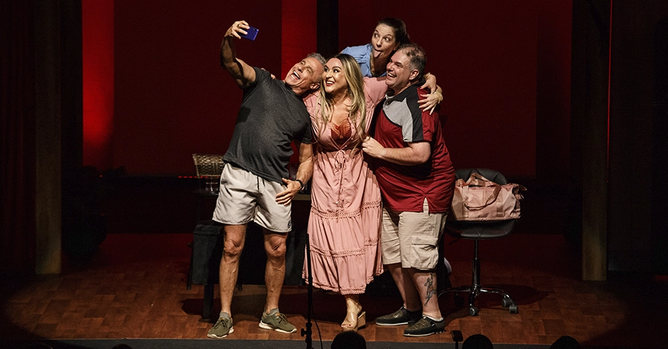 Oscar Magrini e elenco apresentam a comédia “Troca-Troca” em Bragança