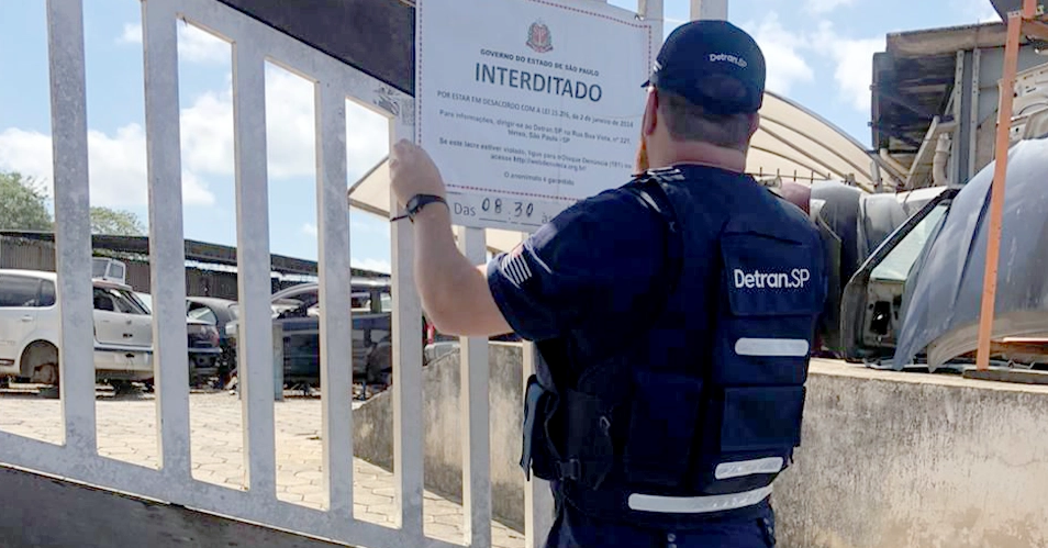 Detran-SP interdita desmanche no Curitibanos