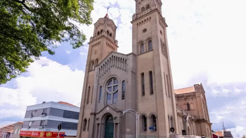 Festa de Nossa Senhora do Rosário anima fiéis em Bragança Paulista 