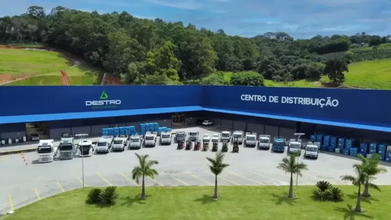 Destro contrata Ajudante Geral em Bragança Paulista
