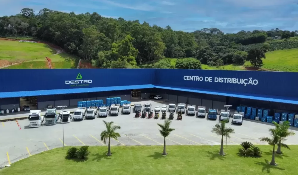 Destro contrata Ajudante Geral em Bragança Paulista