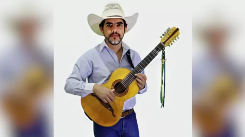 Jander José é atração da Feira Noturna desta quinta