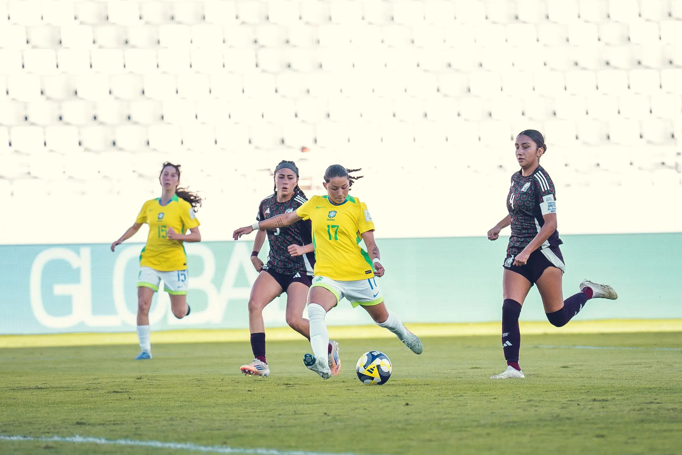 Seleção Feminina Sub-17 realiza treinos em Bragança Paulista