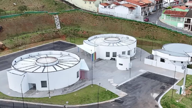 Prefeito projeta funcionamento de centros de saúde para 2026