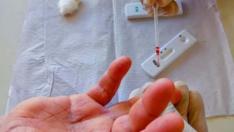 Saúde realiza testagem para HIV, Hepatites B e C e Sífilis