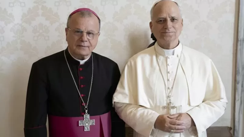 Papa Leão XIV recebe Bispo de Bragança Paulista no Vaticano