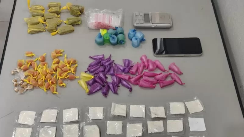 PM prende traficante que fazia delivery de drogas