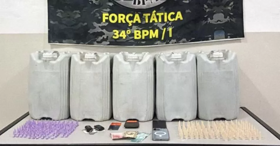 PM apreende 100 litros de lança perfume e cocaína em Bragança